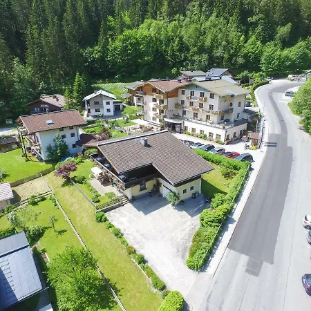 Landhaus Piberger * Zell am See